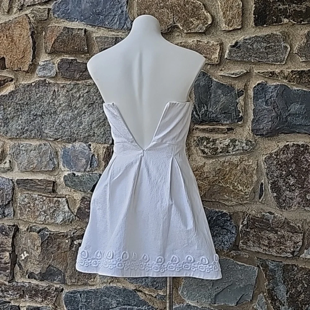 Lilly Pulitzer white Strapless dress Size 0 - Picture 6 of 11